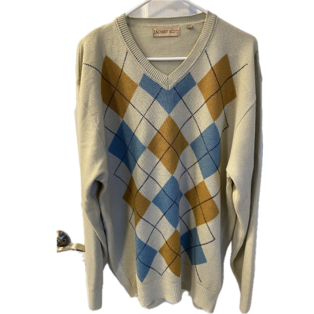 Zachary Scott beige argyle vee-neck sweater, XXL, good used condition.